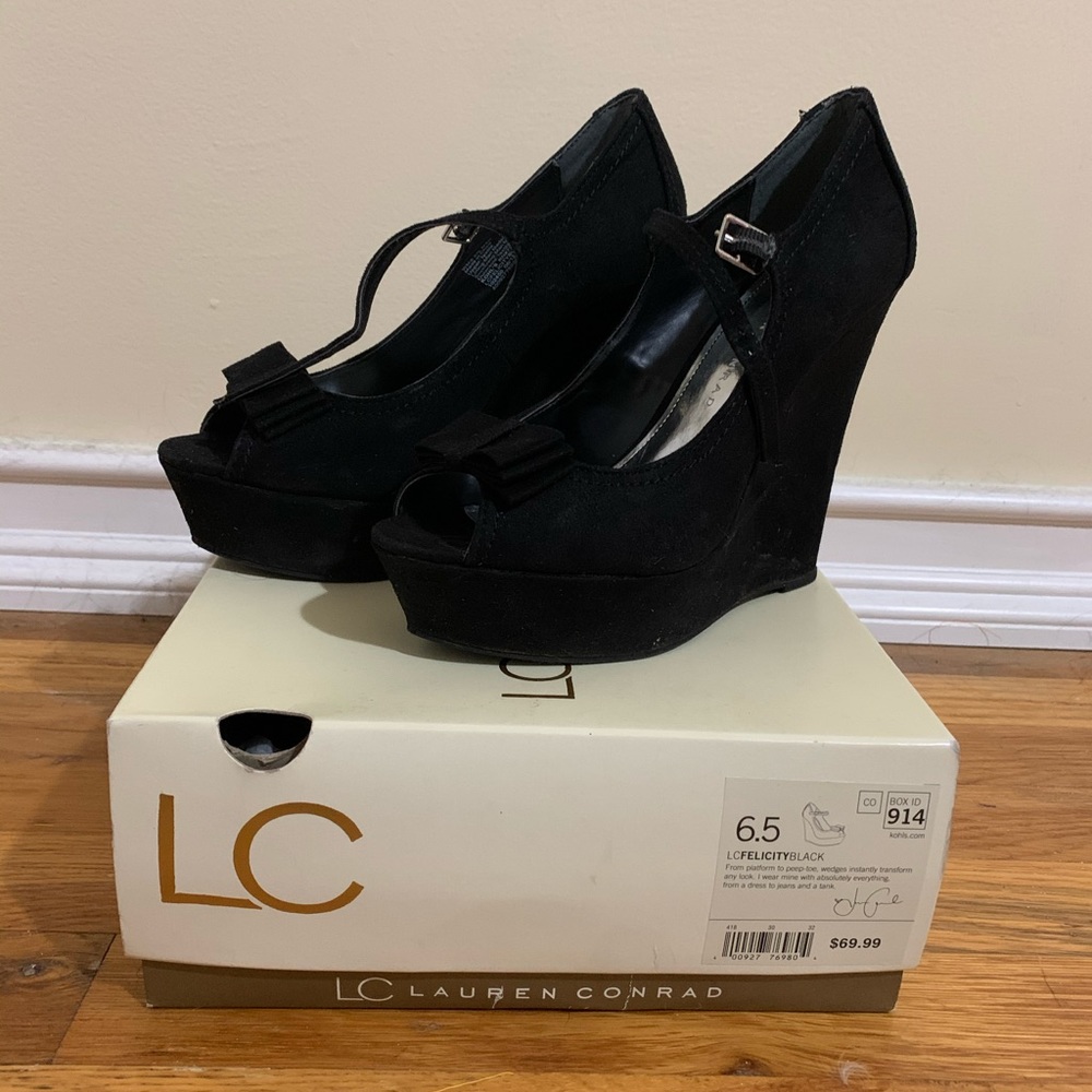 Black LC 4.5” Suede Wedge with a Bow